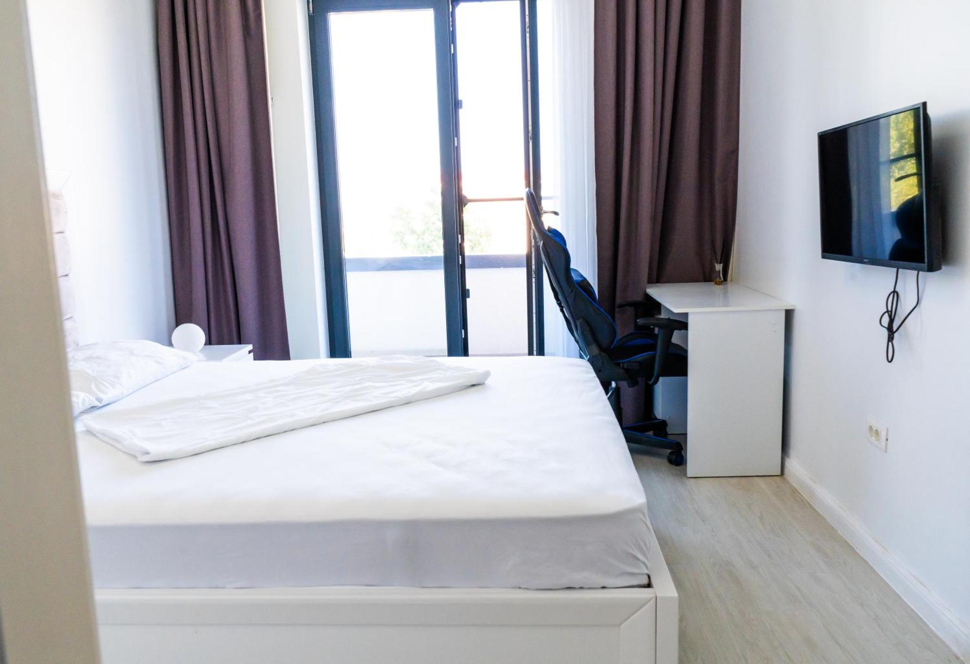 Alexis Spacious Classic Apartment Mamaia Exterior foto